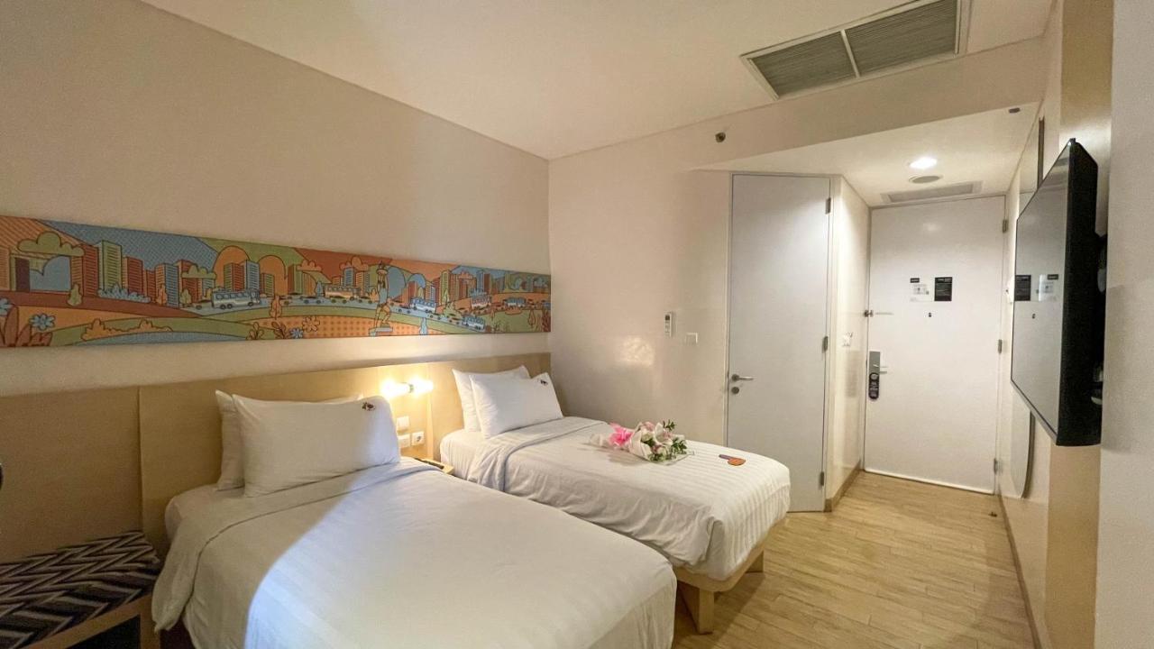 Hotel Maxone Premier Melawai Yakarta Habitación foto