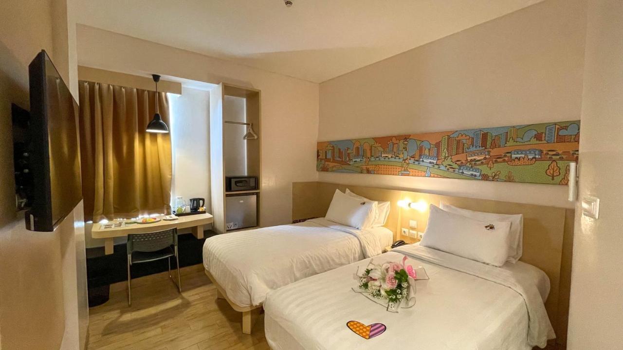 Hotel Maxone Premier Melawai Yakarta Exterior foto